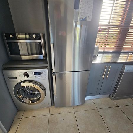 Six Whale Rock Gardens With Back Up Power For Load Shedding Leilighet Plettenberg Bay Eksteriør bilde