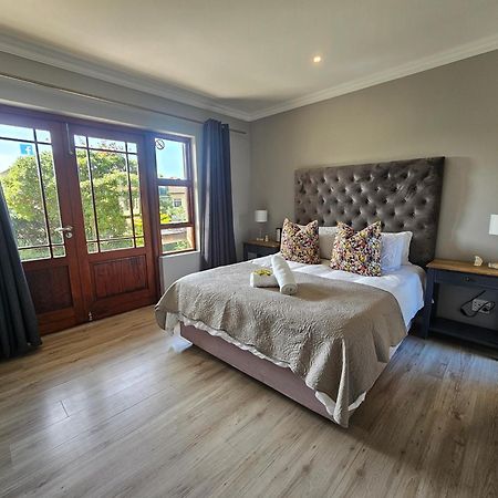 Six Whale Rock Gardens With Back Up Power For Load Shedding Leilighet Plettenberg Bay Eksteriør bilde