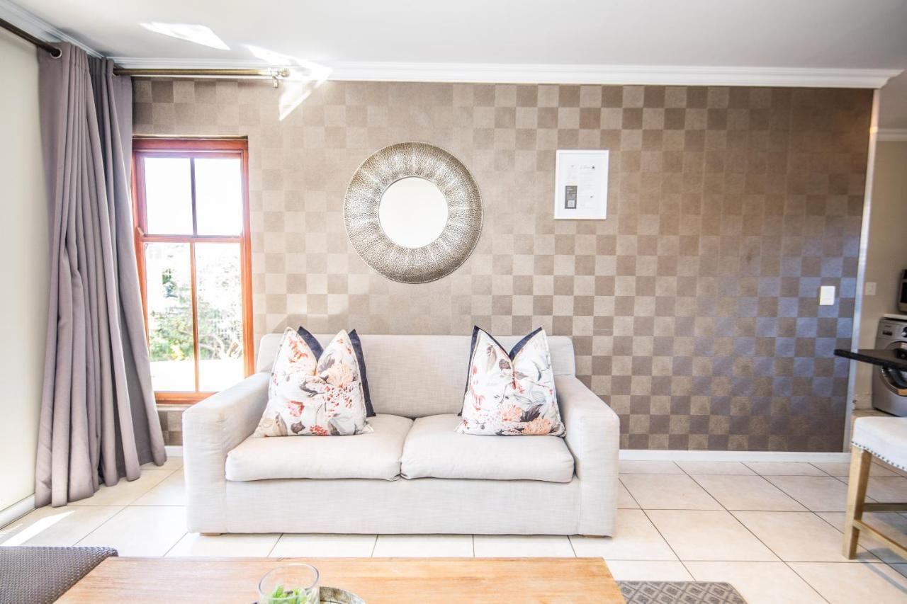 Six Whale Rock Gardens With Back Up Power For Load Shedding Leilighet Plettenberg Bay Eksteriør bilde