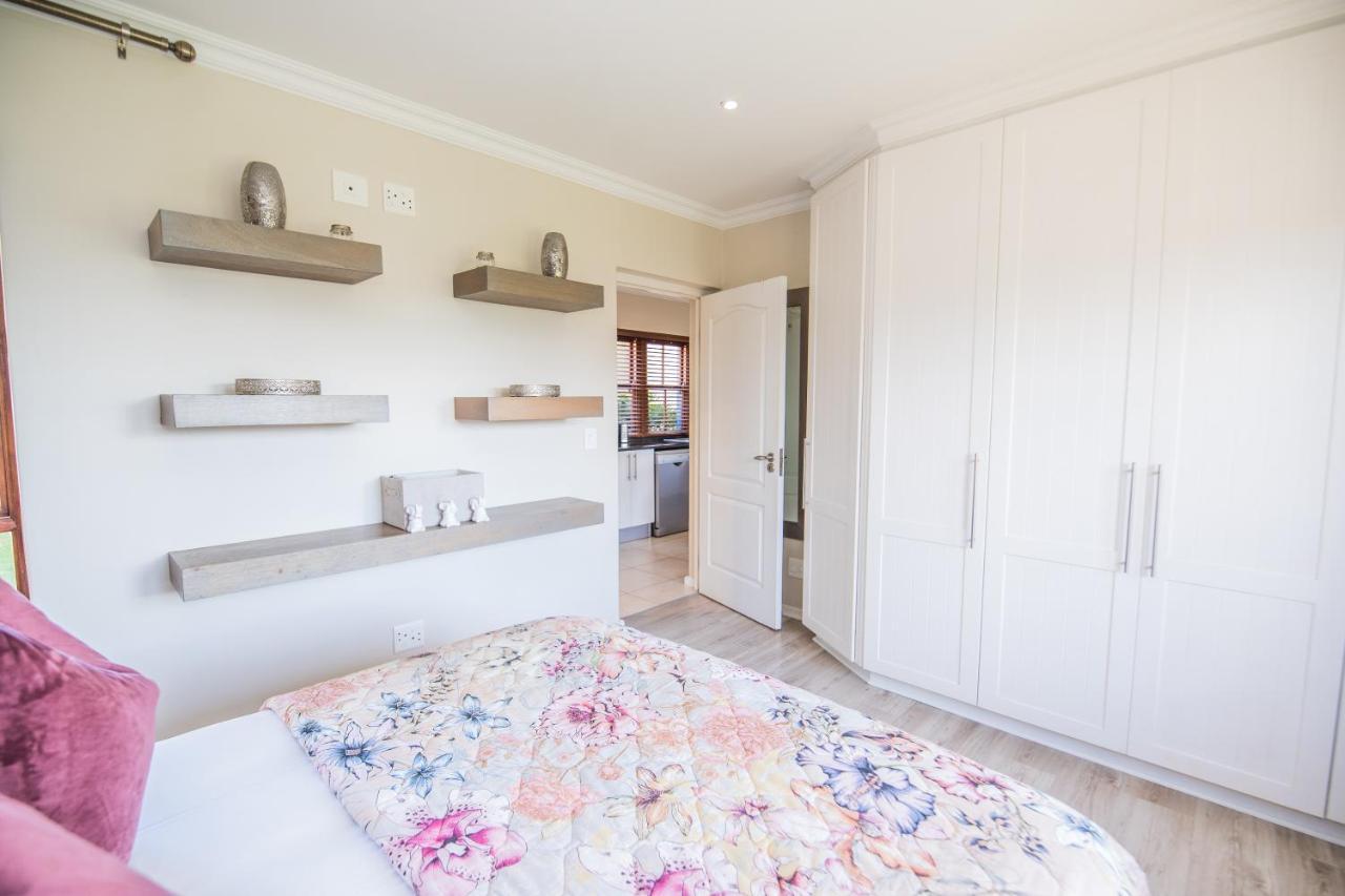 Six Whale Rock Gardens With Back Up Power For Load Shedding Leilighet Plettenberg Bay Eksteriør bilde