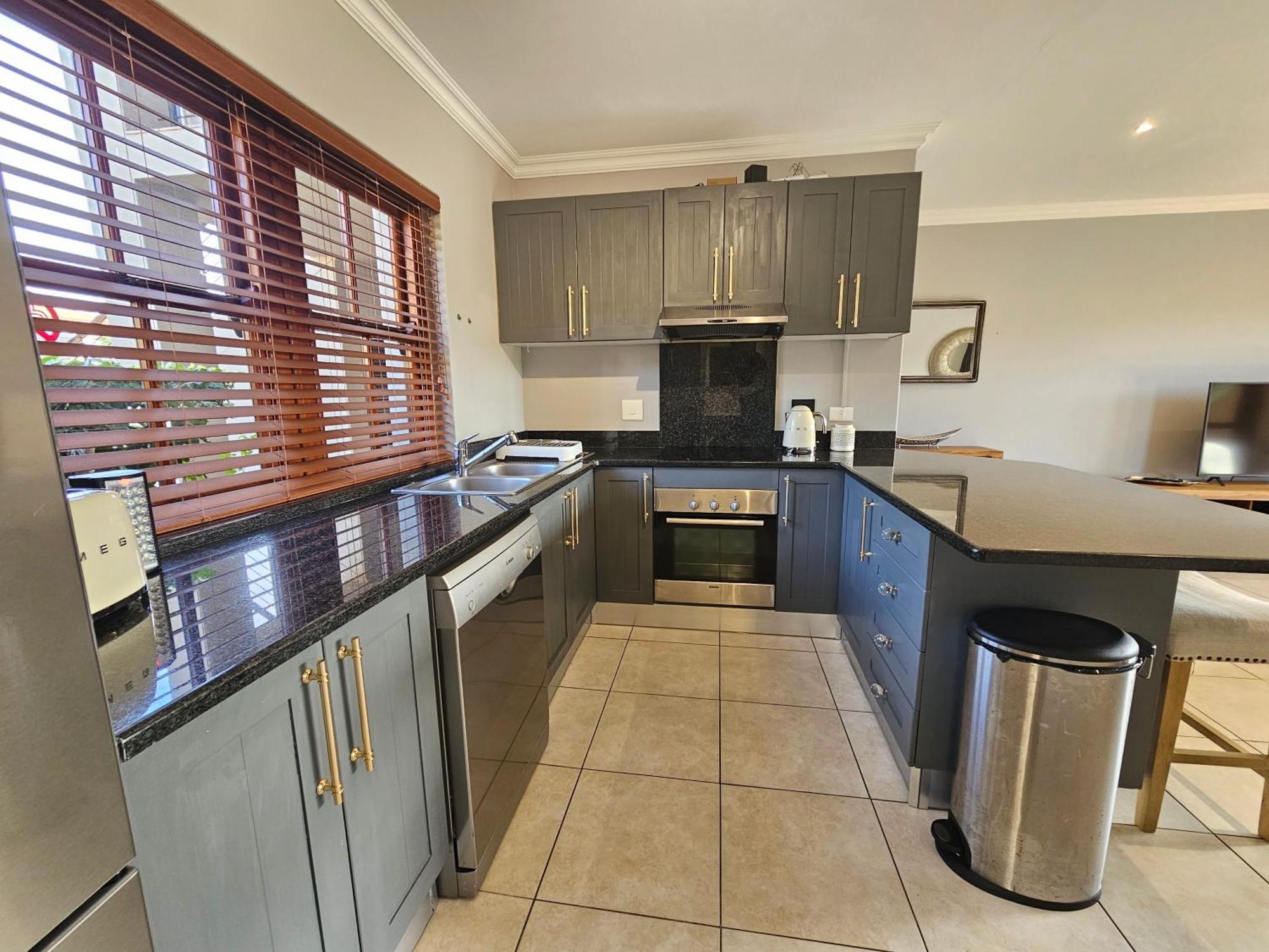 Six Whale Rock Gardens With Back Up Power For Load Shedding Leilighet Plettenberg Bay Eksteriør bilde