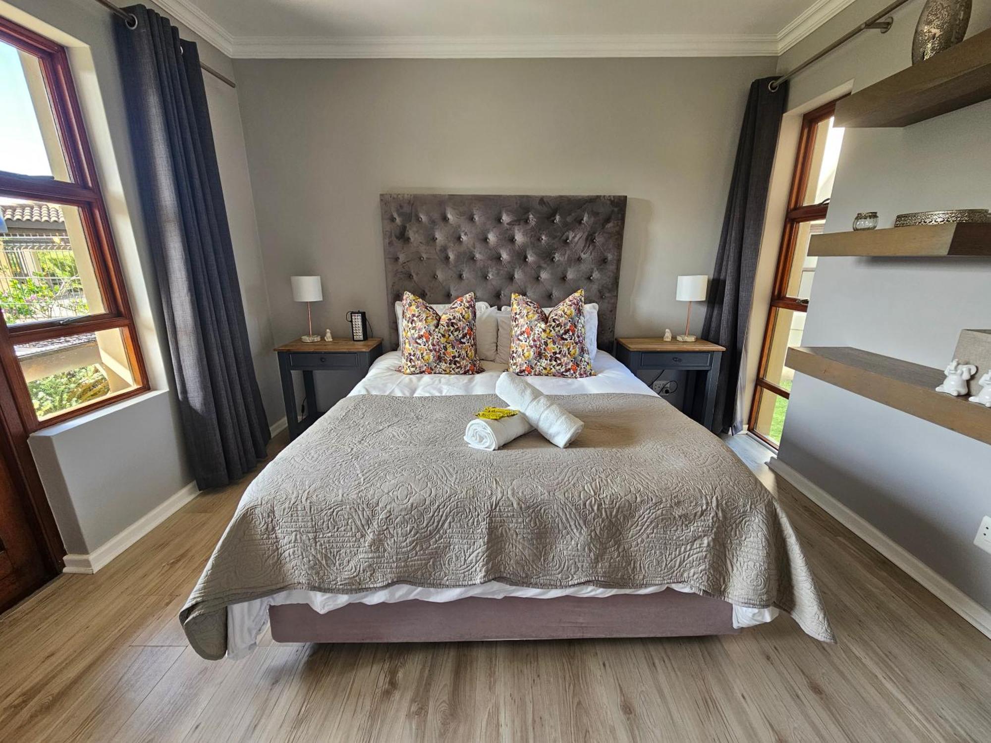 Six Whale Rock Gardens With Back Up Power For Load Shedding Leilighet Plettenberg Bay Eksteriør bilde